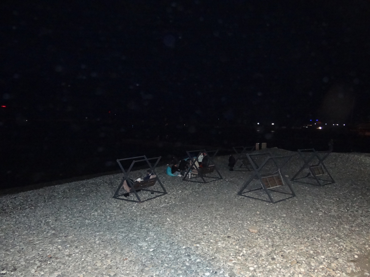 Пляж Сочи зимой