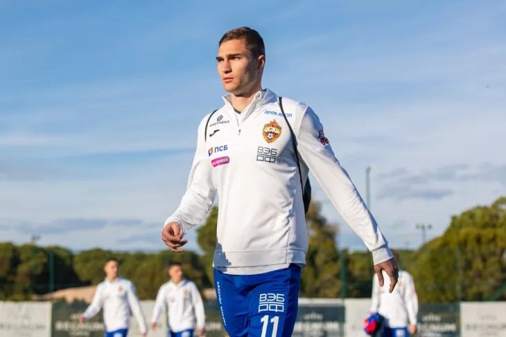    Три худших футболиста ЦСКА в игре против «Рубина». Ошибки и провалы Фото #1