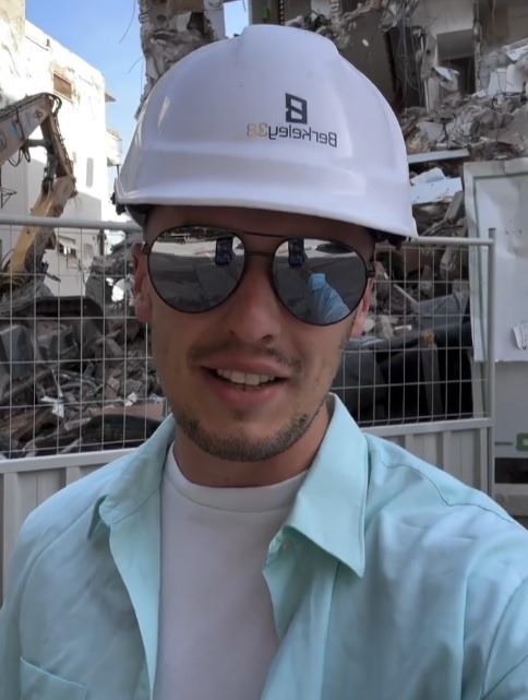 Виктор Райцин работает в Израиле в сфере строительства