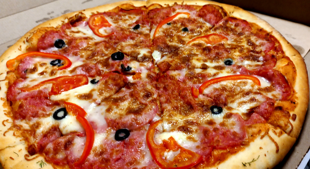 Пицца "Пепперони" Пиццерия Prato в Донецке