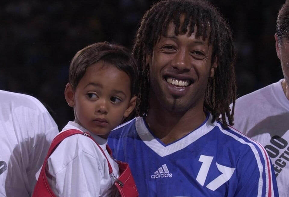    Сын потом воплотит мечту отца