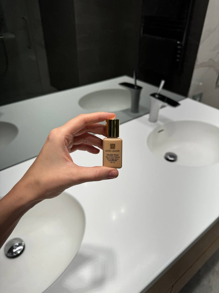 Estee Lauder Double Wear Stay-in-place Makeup Устойчивый тональный крем в оттенке 2C3 Fresco