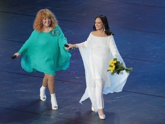 Фото: mk.ru, Пугачева и Ротару*