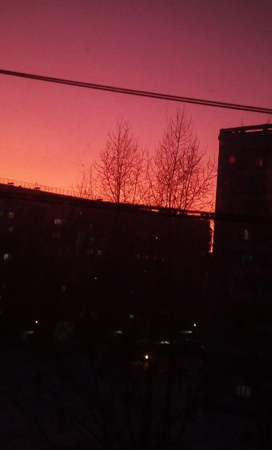 такой был сегодня закат. фото автора 