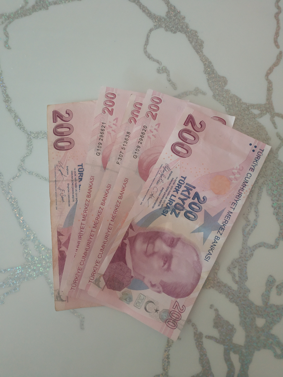 1000 лир.Фото автора.