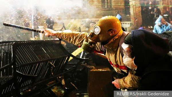     Фото: REUTERS/Irakli Gedenidze   
 Текст: Рафаэль Фахрутдинов