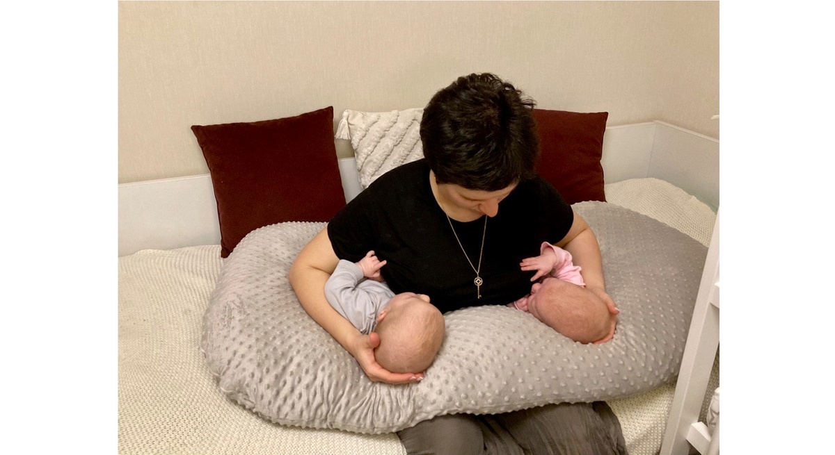 Комфортная посадка при кормлении. Фото автора