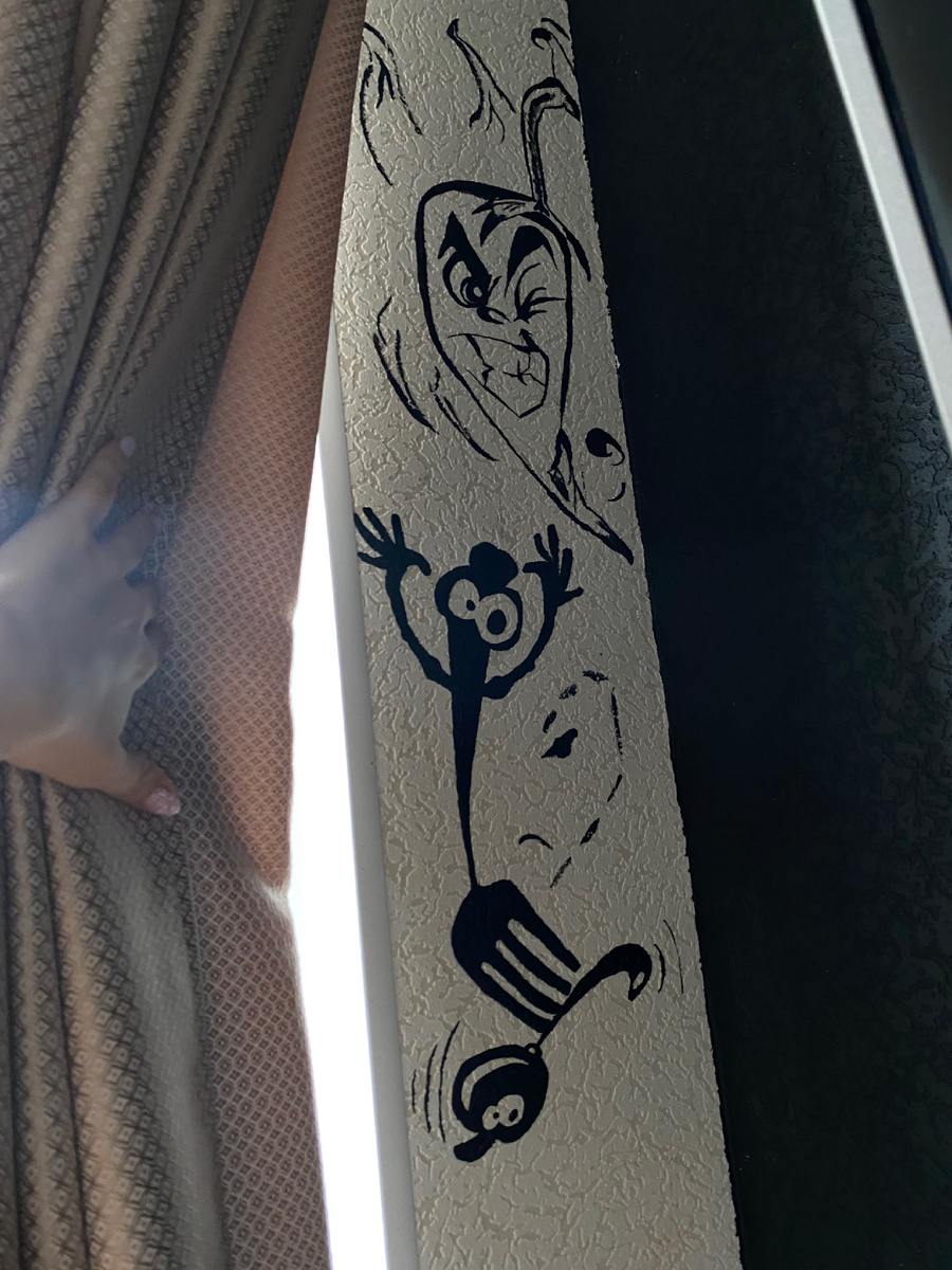 Там ещё ниже креветка пока, что карандашом нарисована…🍤