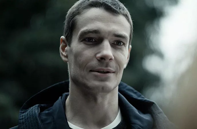 «Триггер» — российский драматический телесериал, созданный Александрой Ремизовой. 