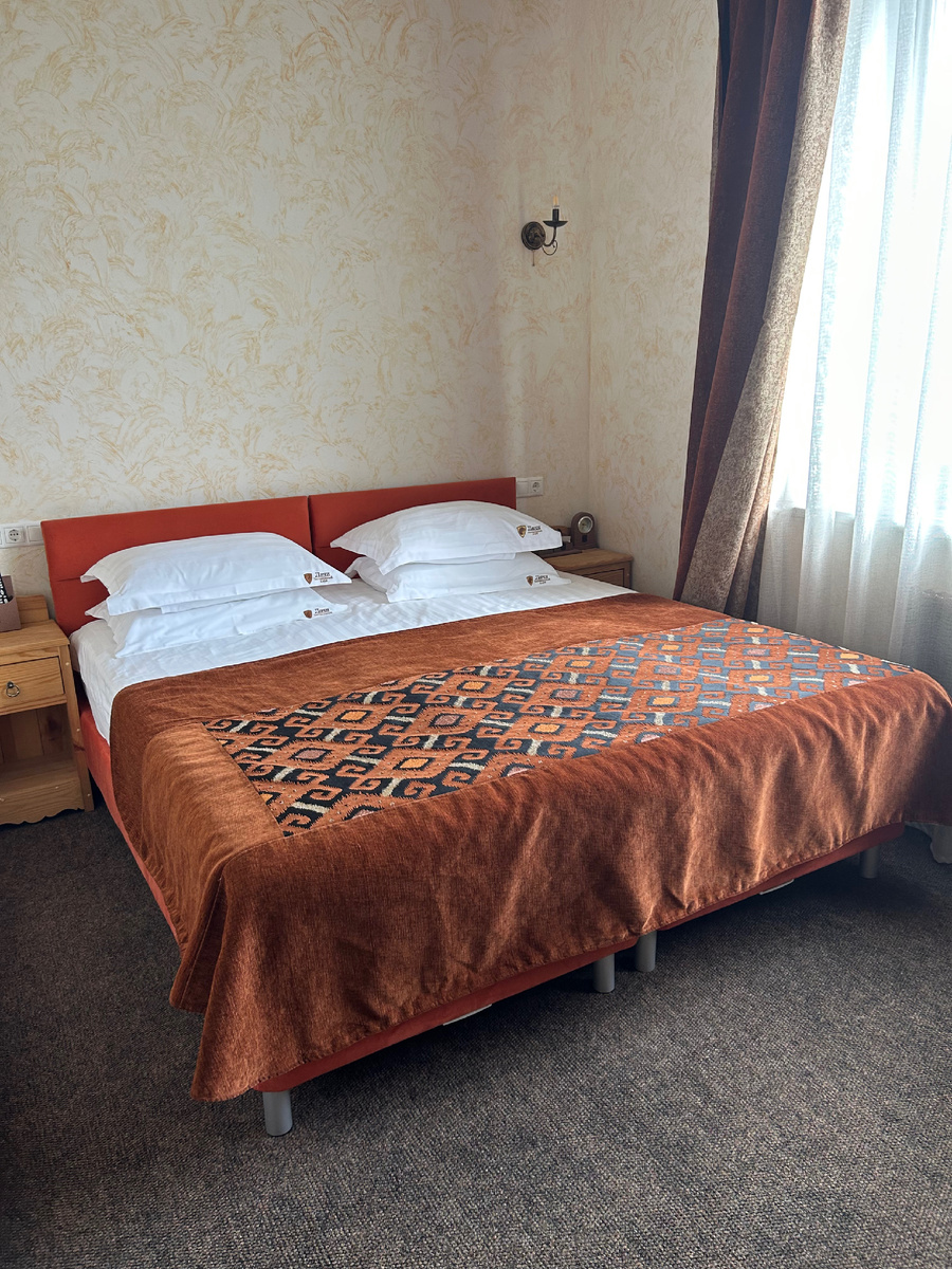 Стандартный номер в корпусе ПАРОВОЗ