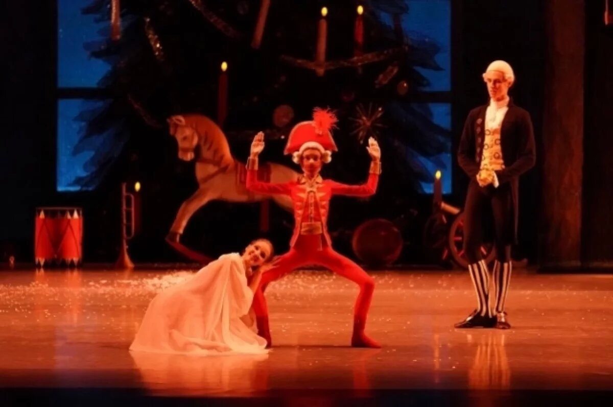    Большой театр откроет продажу билетов на балет «Щелкунчик» Чайковского