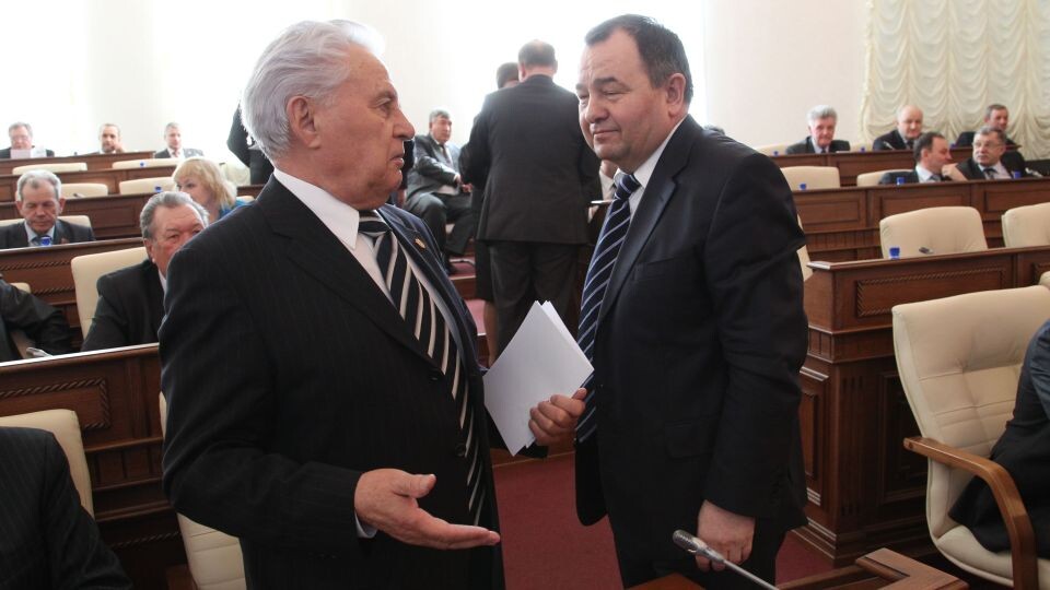    Александр Назарчук (слева) и Борис Трофимов. Источник: пресс-служба АКЗС / Дмитрий Черских