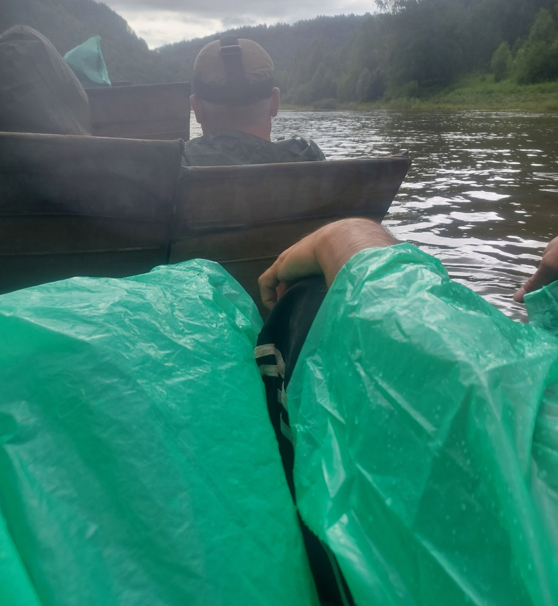  Я в Башкирии плыву на тримаране (на сплавах). Фото автора статьи