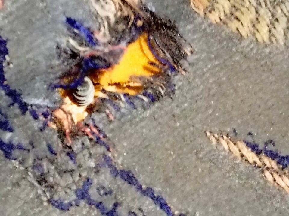    Опасное сидение в автобусе. Источник: t.me/incident22