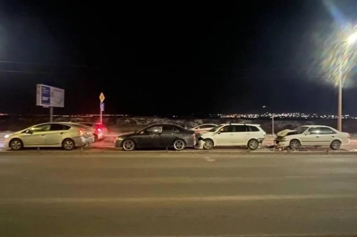    Два человека пострадали в ДТП с четырьмя автомобилями в Улан-Удэ