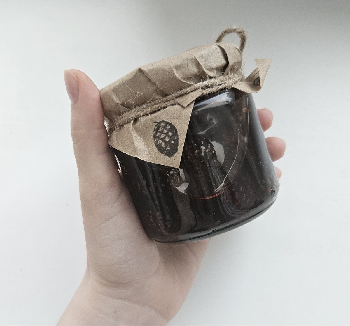 Пример подарка. Варенье из шишек