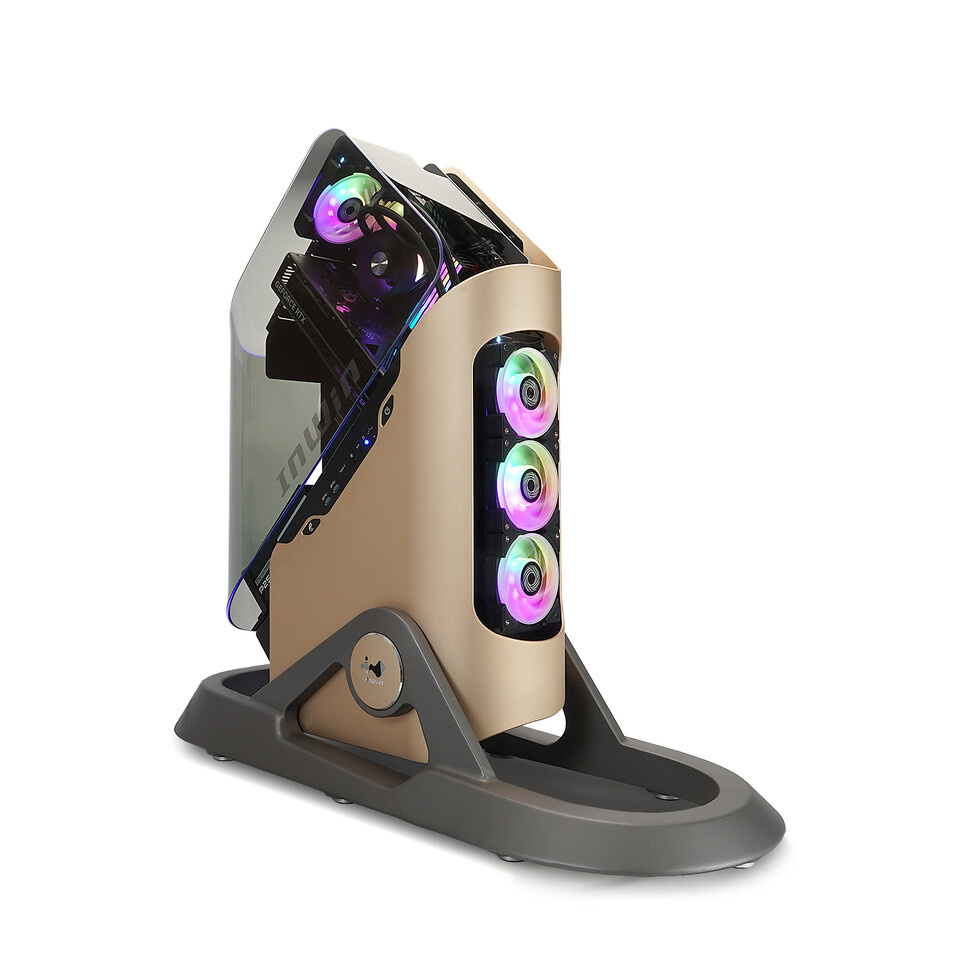    Представлен InWin Infinite: корпус-трансформер для ПК весом 47 кг