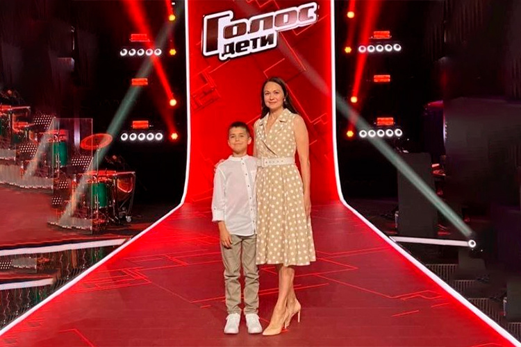    За 11-м сезоном шоу песенного конкурса на Первом канале республика наблюдала с особенным интересом, болея за 12-летнего Саида, который, успешно пройдя все этапы слепых прослушиваний, пробился в финал шоу.   
Фото: t.me/rustamminnikhanov