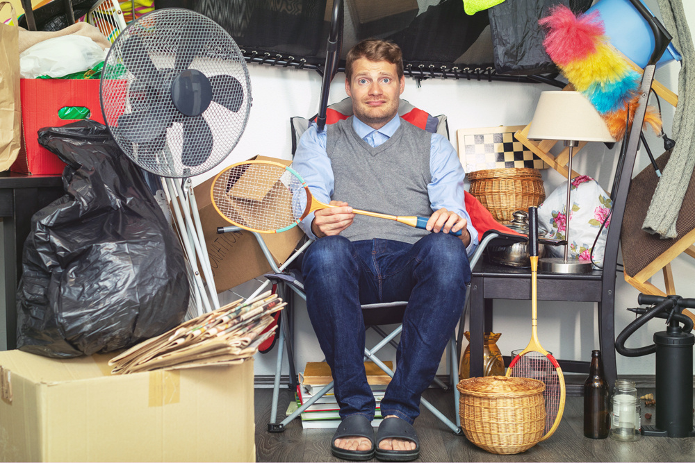 Синдром Плюшкина что это такое, его симптомы и причины