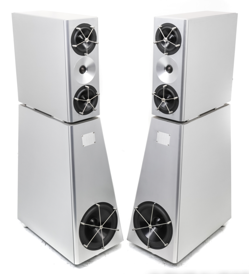 YG Acoustics - Американский производитель акустических систем, ведущий свою деятельность с 2002 года. Первые модели акустических систем с активной НЧ секцией: YG Acoustics Anat III Studio начали производиться с 2008 года.