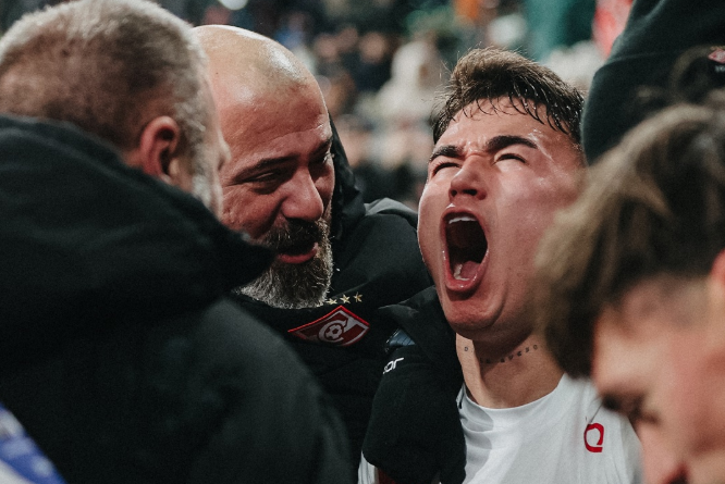 Деян Станкович выжимает из Манфреда Угальде и других игроков "Спартака" максимум. Фото: ФК "Спартак"