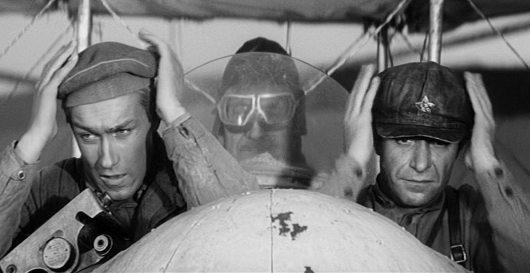 Кадр из фильма «Служили два товарища» (1968). Скриншот.
