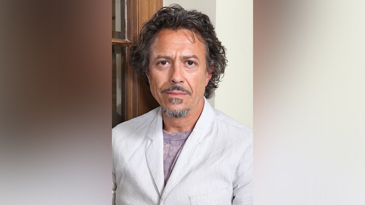    Актёр Борис Хвошнянский