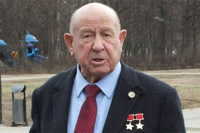    Какое значение у имени Алексей и как оно переводится?