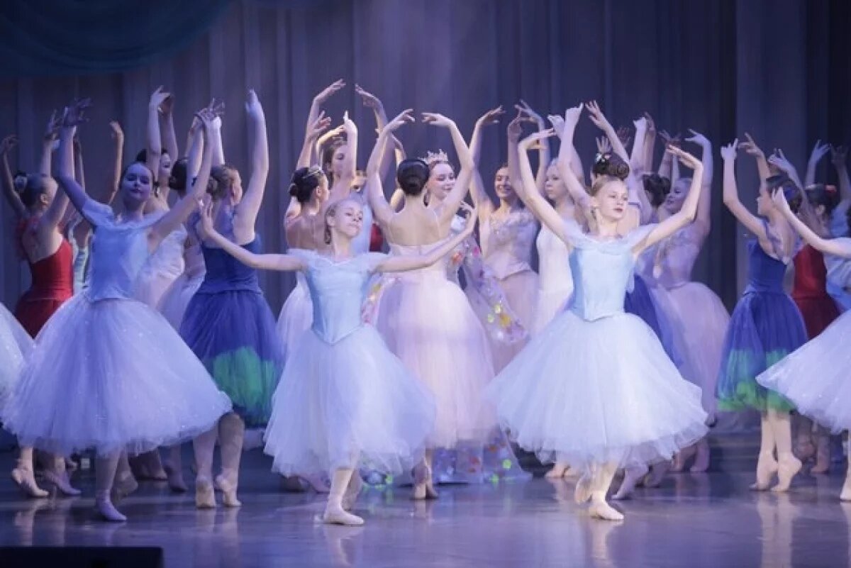    Билеты на «Щелкунчика» в Большой театр были раскуплены за 2 минуты