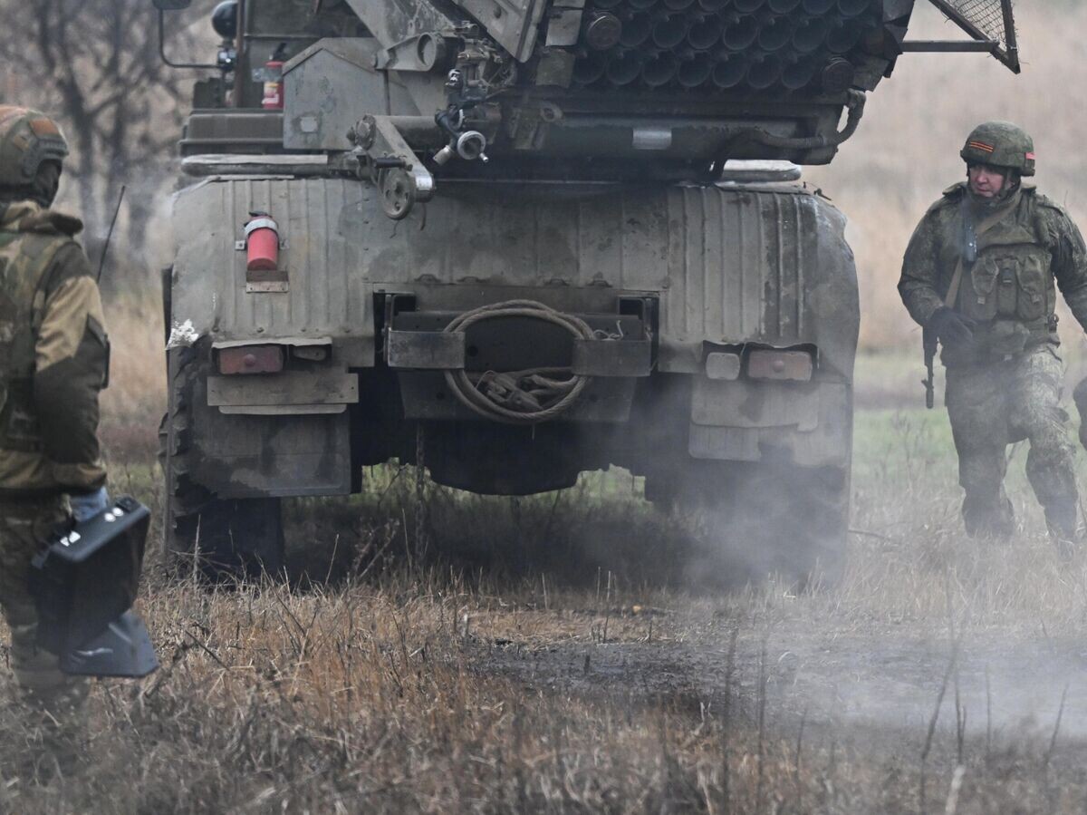    РСЗО "Град" группировки "Центр" ВС РФ на Красноармейском направлении СВО© РИА Новости . Станислав Красильников