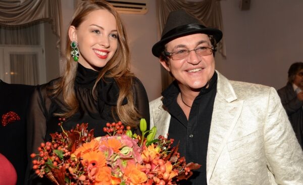    Дмитрий Дибров с женой, фото: дзен.ру