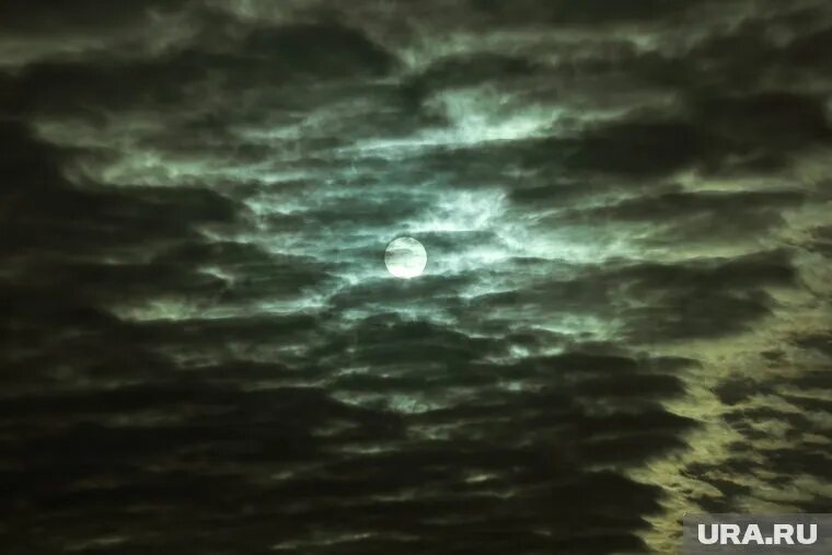 Жители Ямала наблюдали редкое явление в Салехарде (фото из архива). Фото: Денис Моргунов © URA.RU