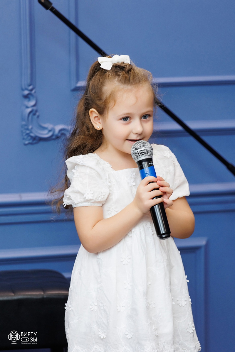 Источник: Виртуозы. День матери: https://vk.com/virtuozy_nsk?z=photo-29034533_457261149%2Falbum-29034533_307566794