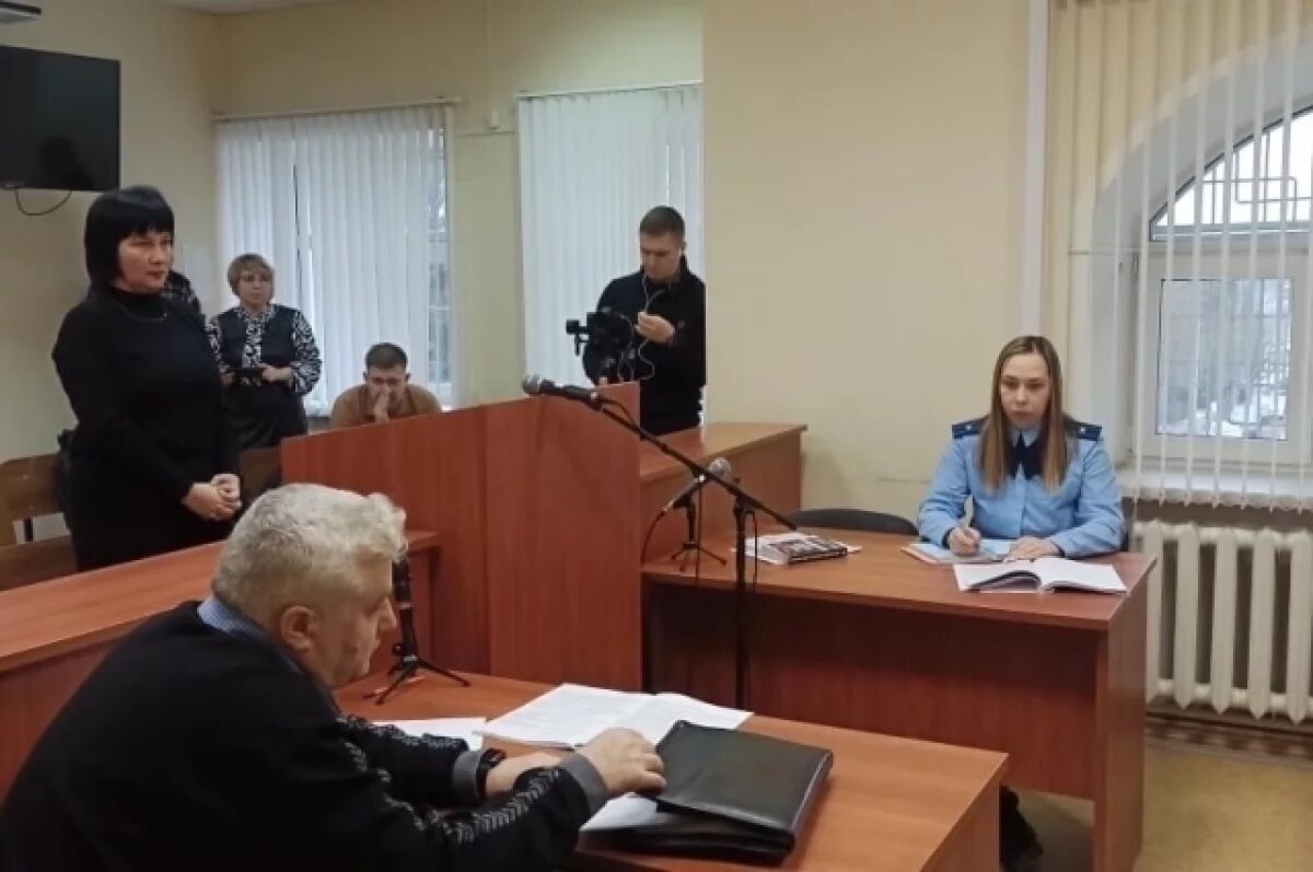    В Туле по делу учительницы, обвиняемой в краже книг, выступил свидетель