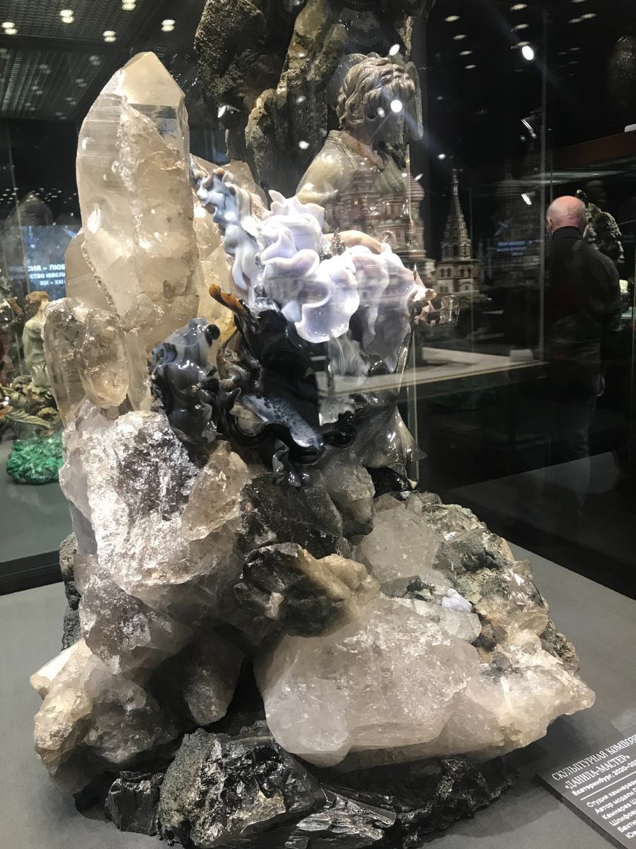 «Данила-мастер» Агат. Музей 1812 года. Москва. 2024 год. Выставка. Искусство ювелиров России.