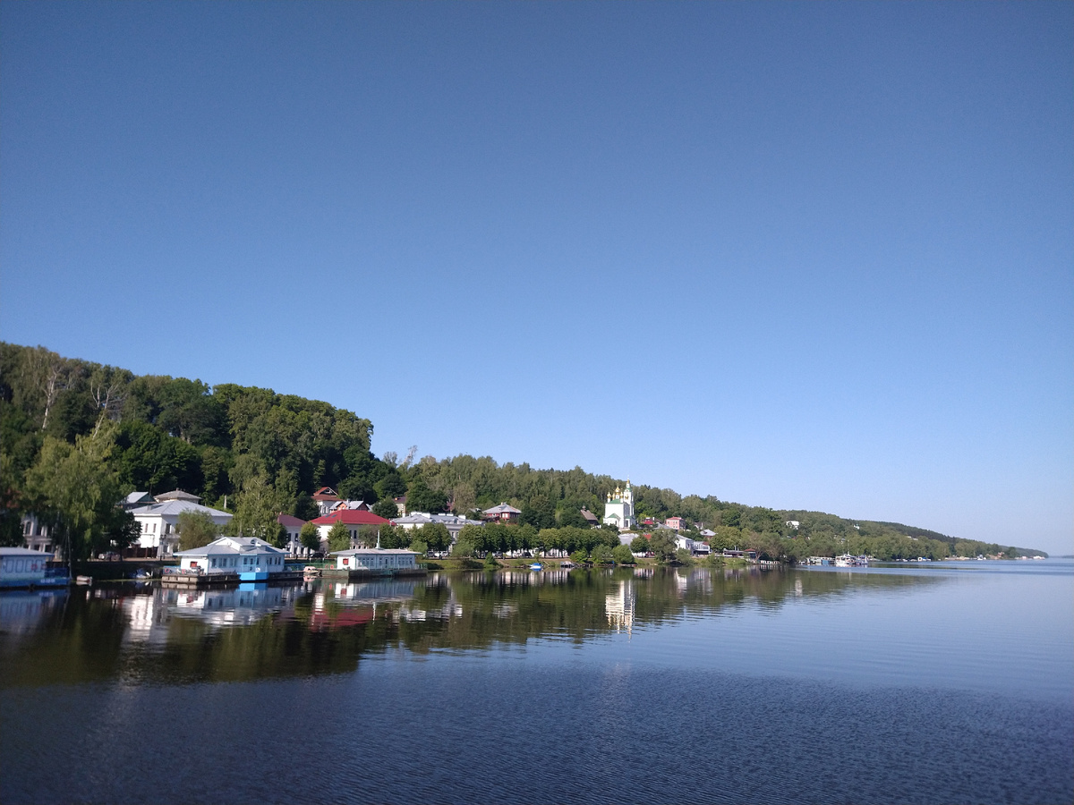 Вид на Плёс с теплохода