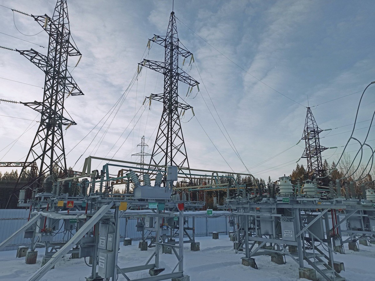    Энергетики повысили надежность электроснабжения четырех нефтяных месторождений в Югре