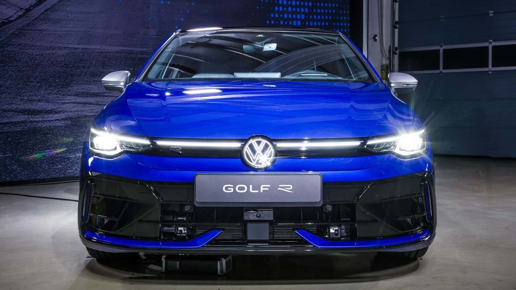 [caption id="attachment_3641521" align="alignnone" width="1024"] Фольксваген Golf R[/caption]