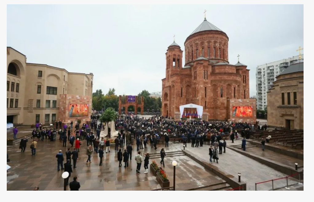 Главный армянский Апостольский храм в Москве