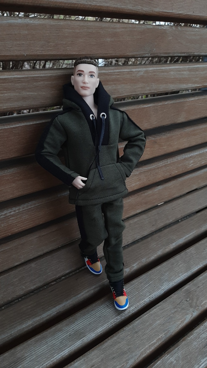 Макс Велтон