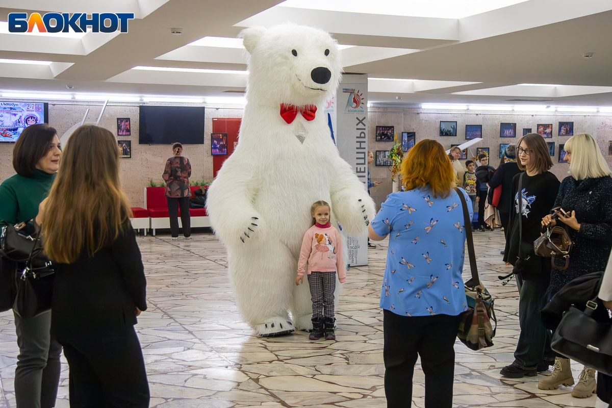 Листайте вправо, чтобы увидеть больше изображений