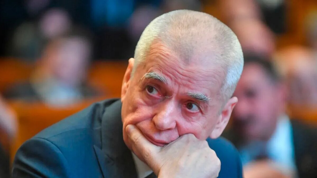    Бывший главный санитарный врач России Геннадий Онищенко.