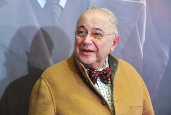     Евгений Петросян