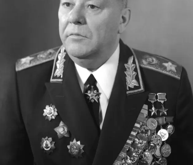 От красноармейца до Маршала Советского Союза