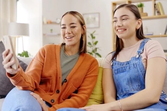    Как мошенники воруют наши данные через рассылку гифок?