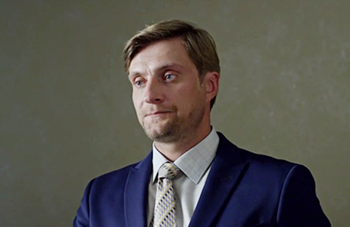    Белорусский актер Руслан Чернецкий.кадр из сериала «Нераскрытый талант»