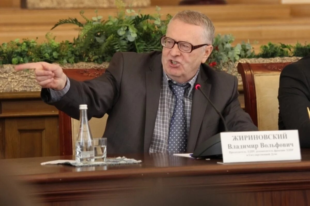    В зоне СВО нашли двойника Жириновского