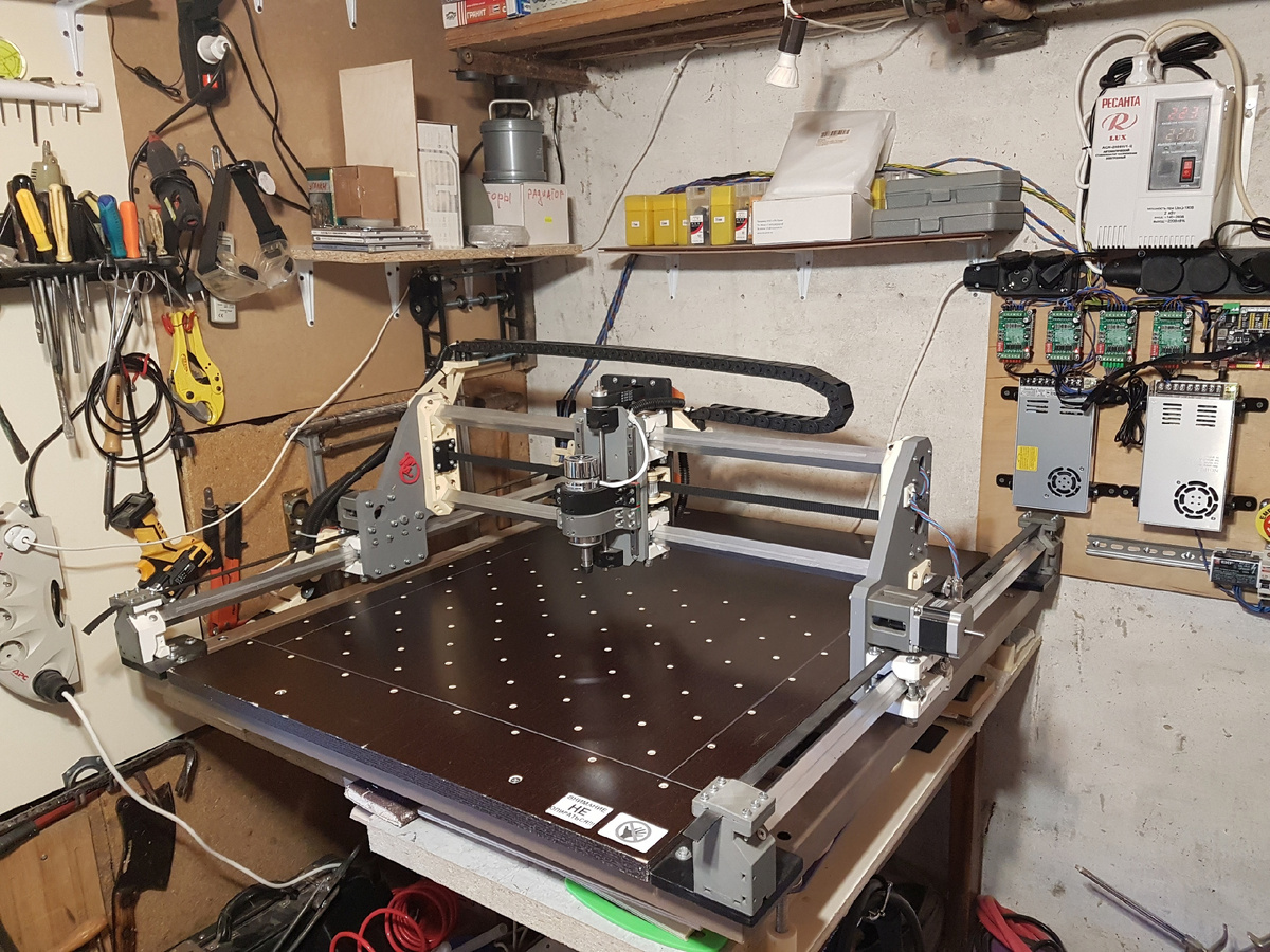 Мой большой ЧПУ-станок (тоже напечатан на 3D-принтере)