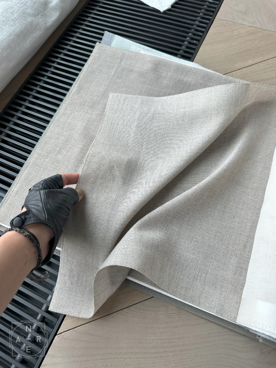 "Подбор материалов на объекте. Anre Architects"