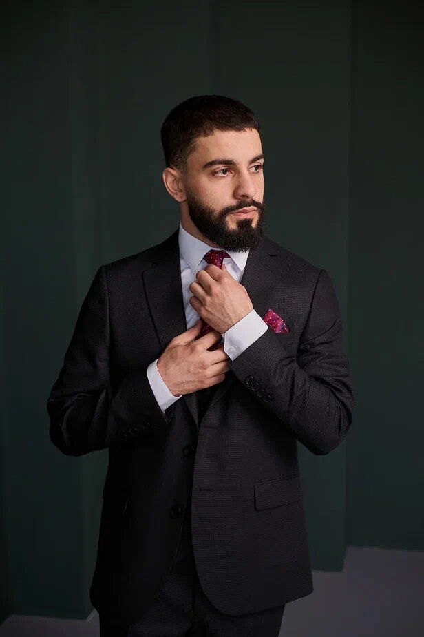 Мужской классический костюм в черном цвете Mazaltovman